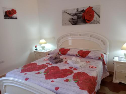 Appartamento vacanze Le rose — 4-Star Luxury Hotel in Bosa, Italy