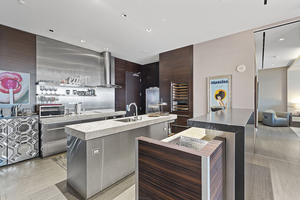 StripViewSuites at Palms Place Penthouses - photo 86