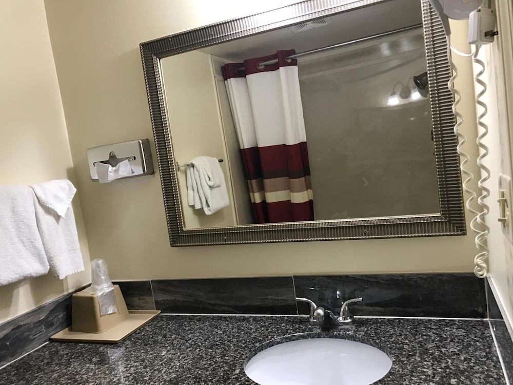 Big Spring Inn - photo 18