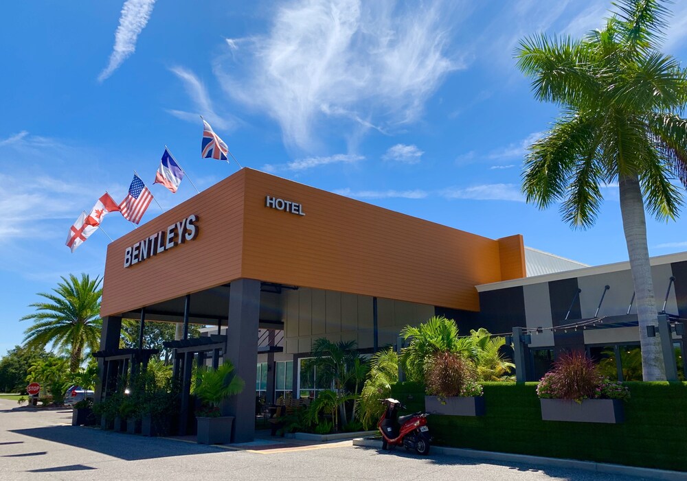 Bentley's Resort Hotel — hotel in Osprey