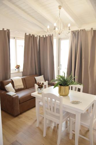 Caporama — 4-Star Luxury Hotel in Terrasini, Italy