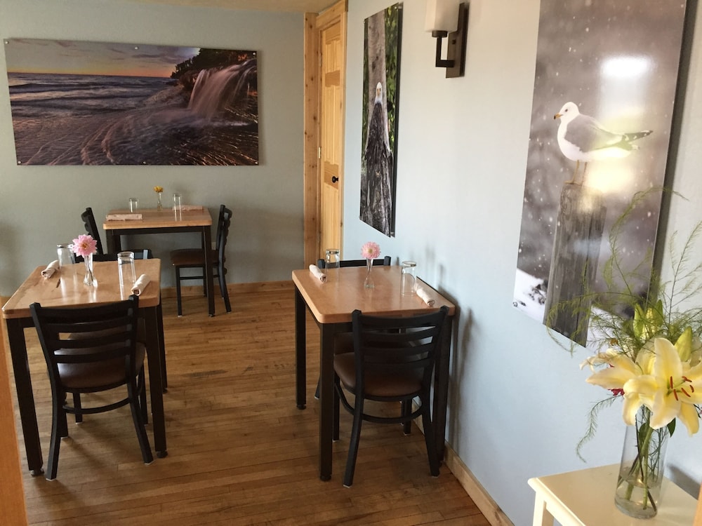 Roam Inn - photo 58