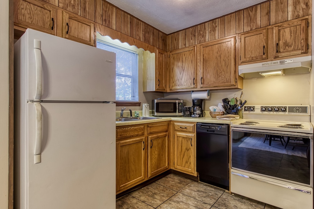 Pinecrest Townhomes - photo 25