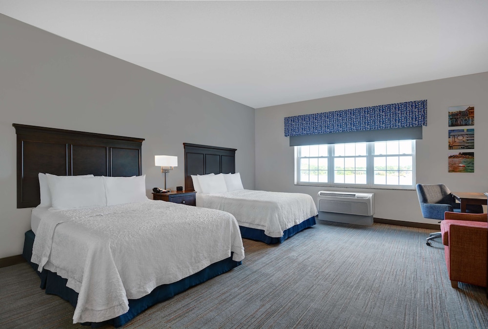 Hampton Inn Bath - photo 19