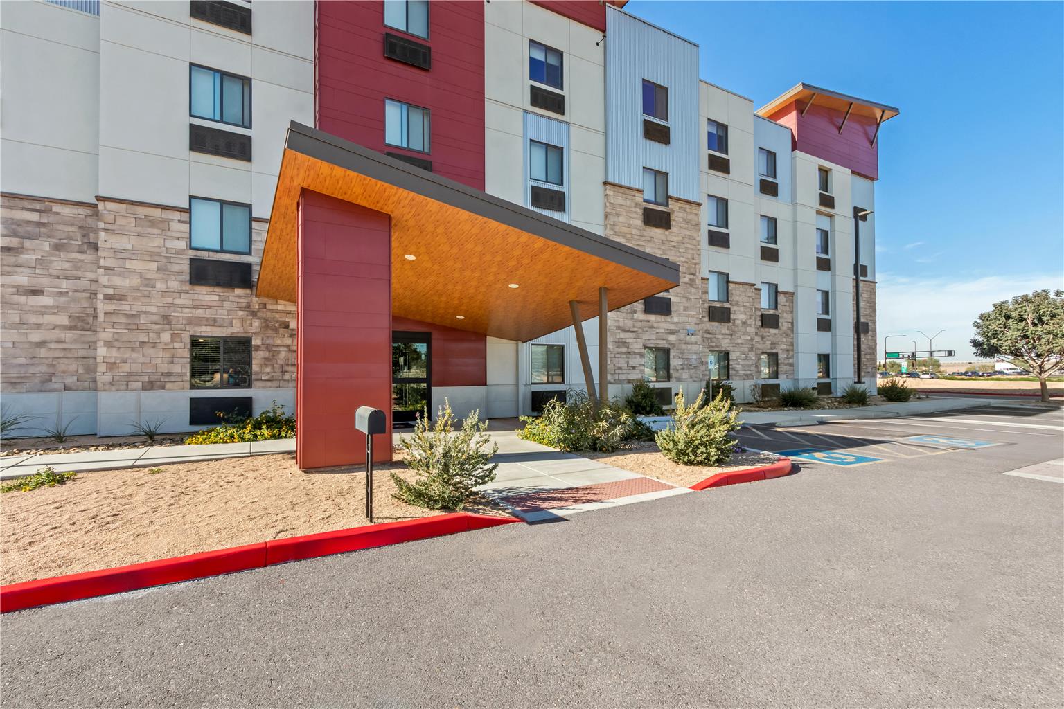 Sonesta Simply Suites Avondale — Avondale — photo 2