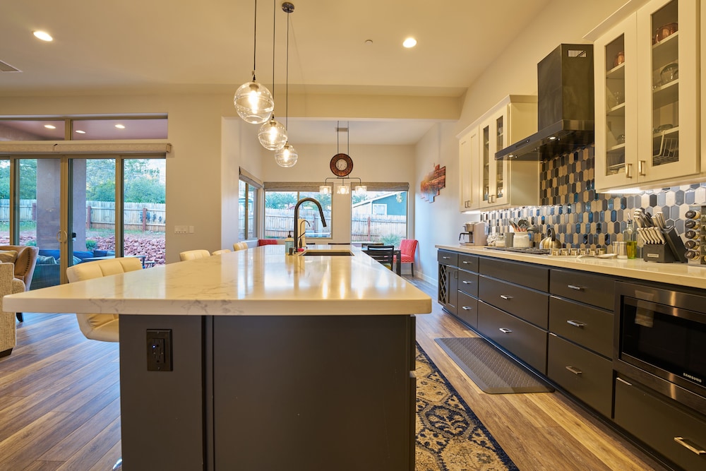 New Build in Heart of Sedona - photo 18