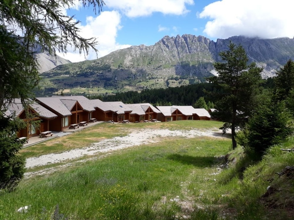 Chalets Margot - carbon neutral hotel in Unknown City