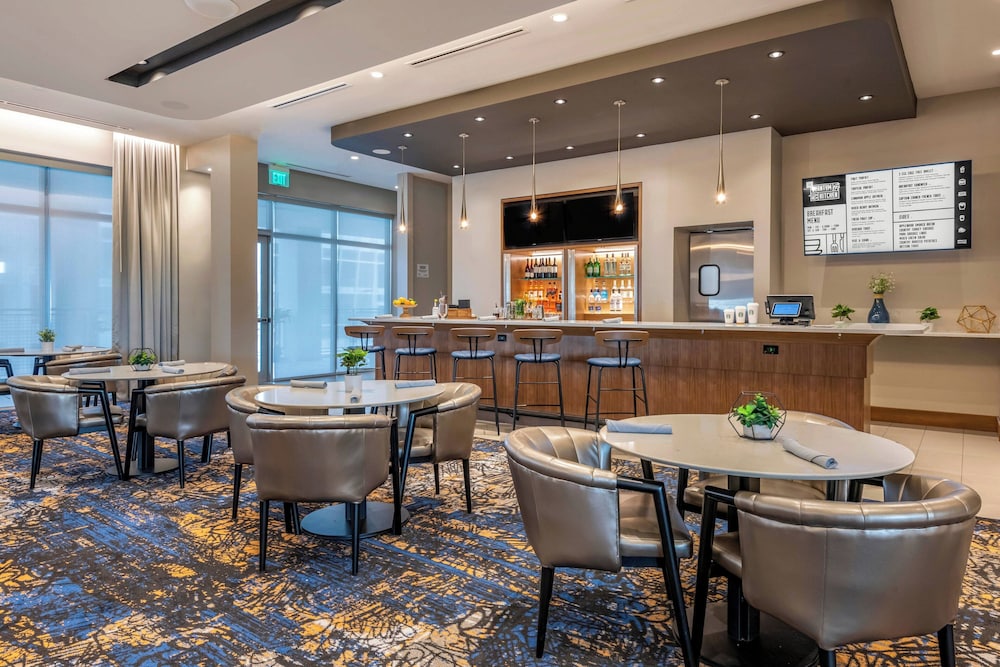 Courtyard by Marriott Fort Lauderdale Downtown - photo 39