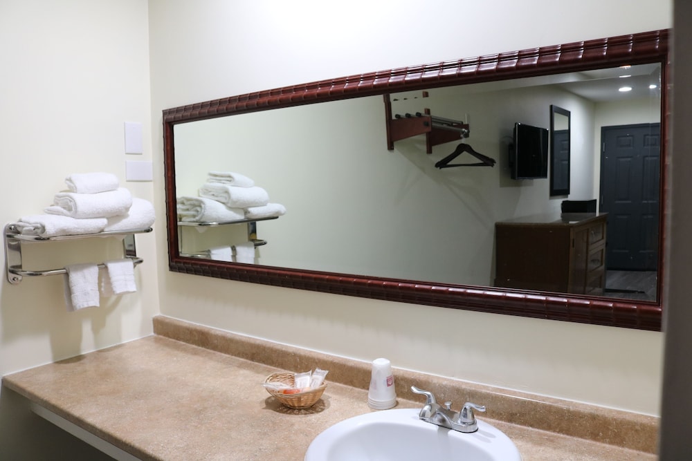 Valli Hi Motel - photo 10