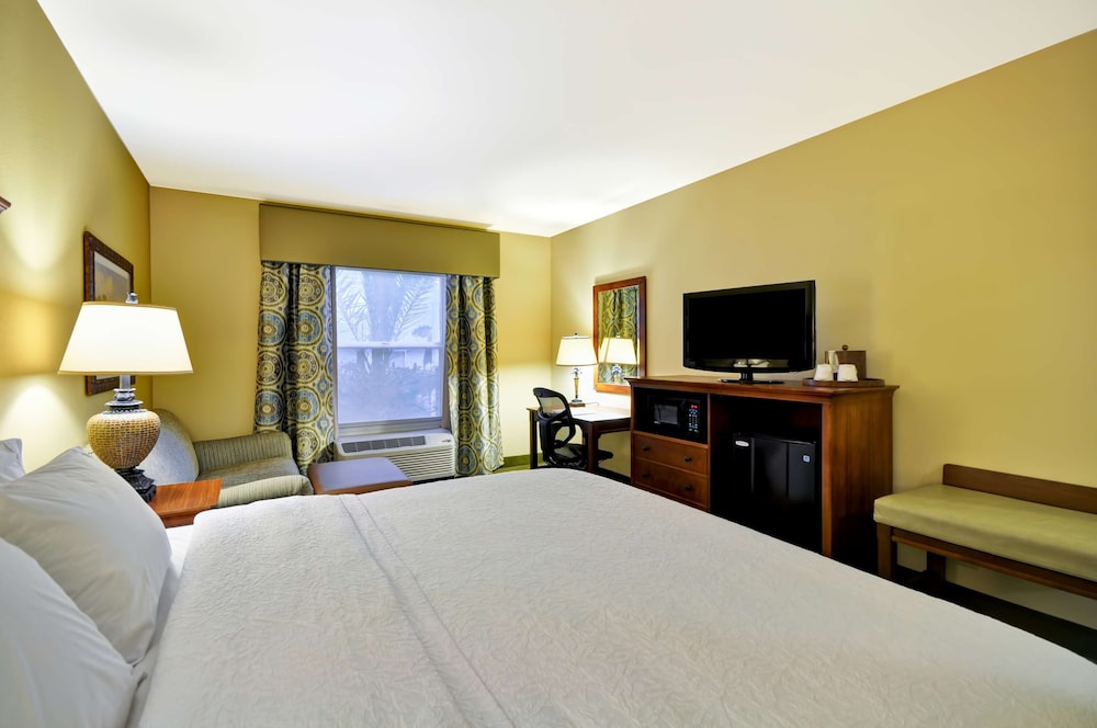 Hampton Inn & Suites Charleston Mt. Pleasant Isle Of Palms - photo 15