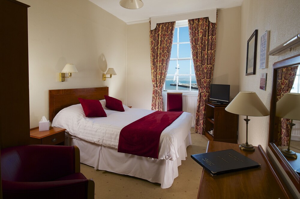 Hotel Rex — hotel in Weymouth