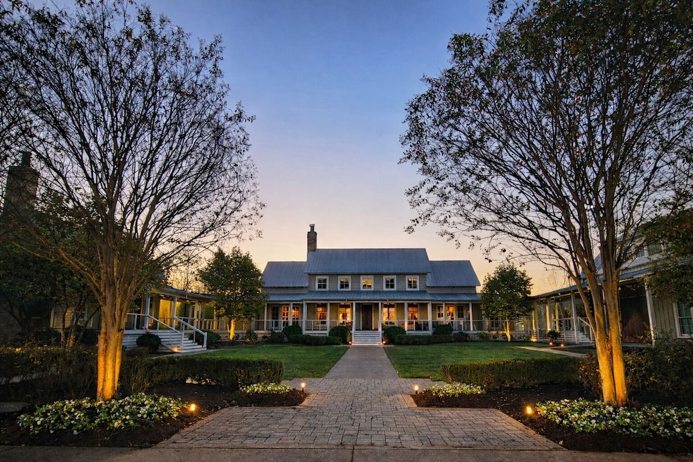 The Inn At Fontanel — 4-Star Luxury Hotel in Nashville, United States
