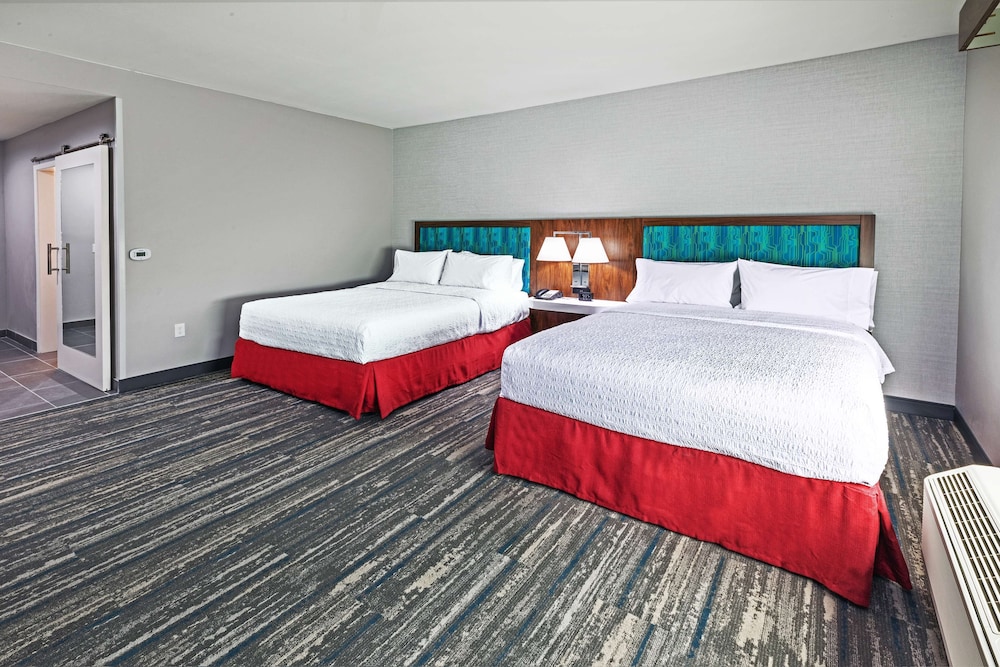 Hampton Inn & Suites by Hilton Canyon - photo 16