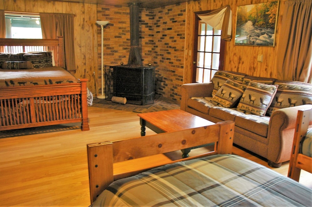 Gwin's Lodge & Roadhouse Est. 1952 - photo 13