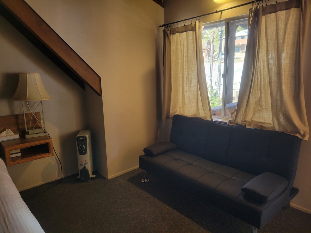 Sleepy Hollow Cabins and Hotel - photo 24