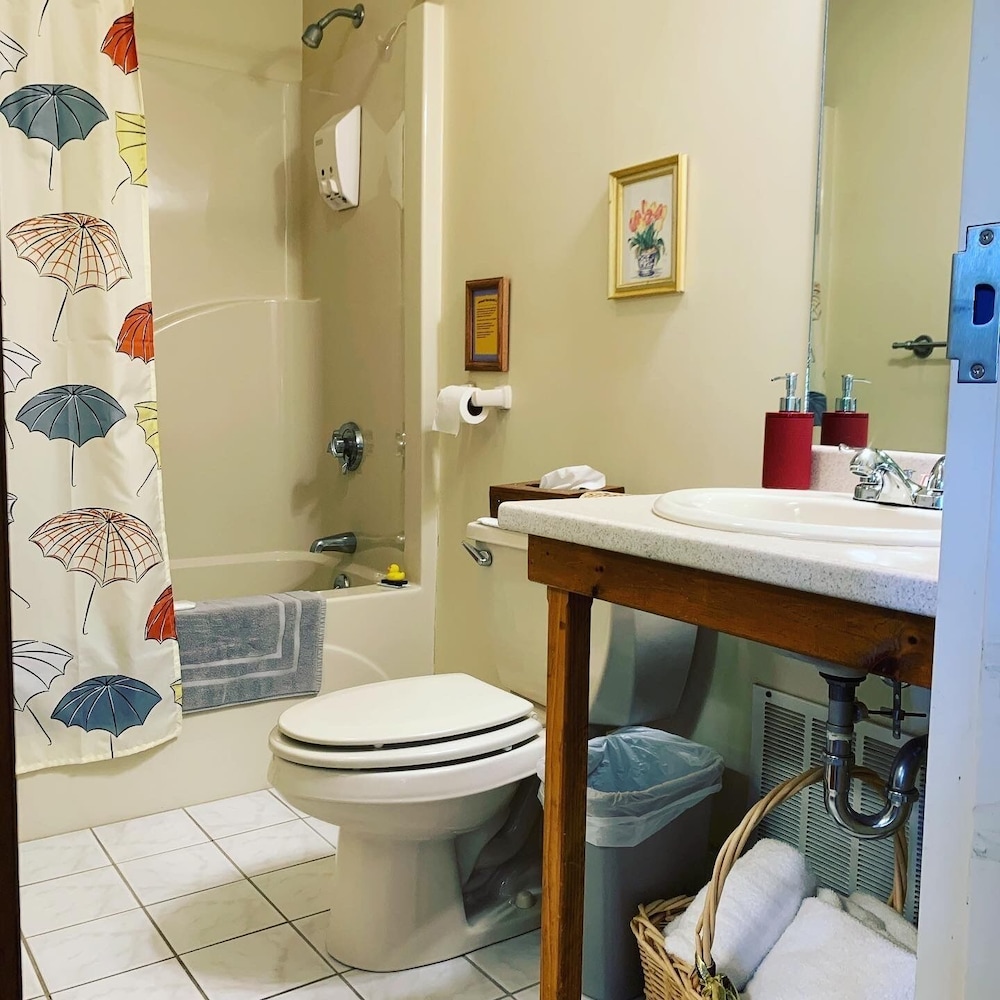 Stagecoach House Inn - photo 57