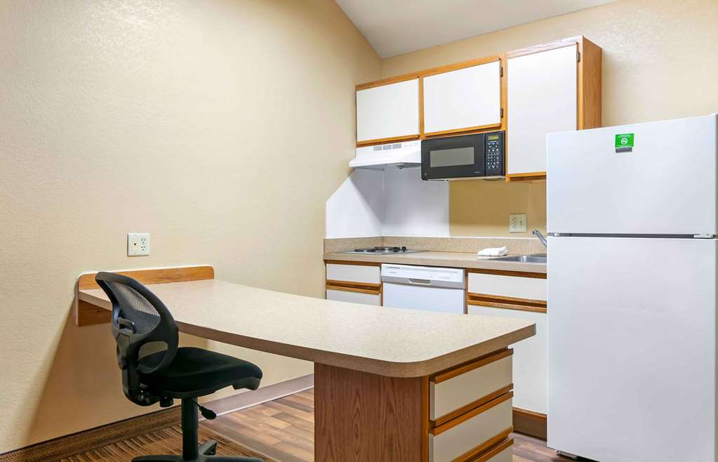 Extended Stay America Suites Kansas City Airport Tiffany Spr - photo 26