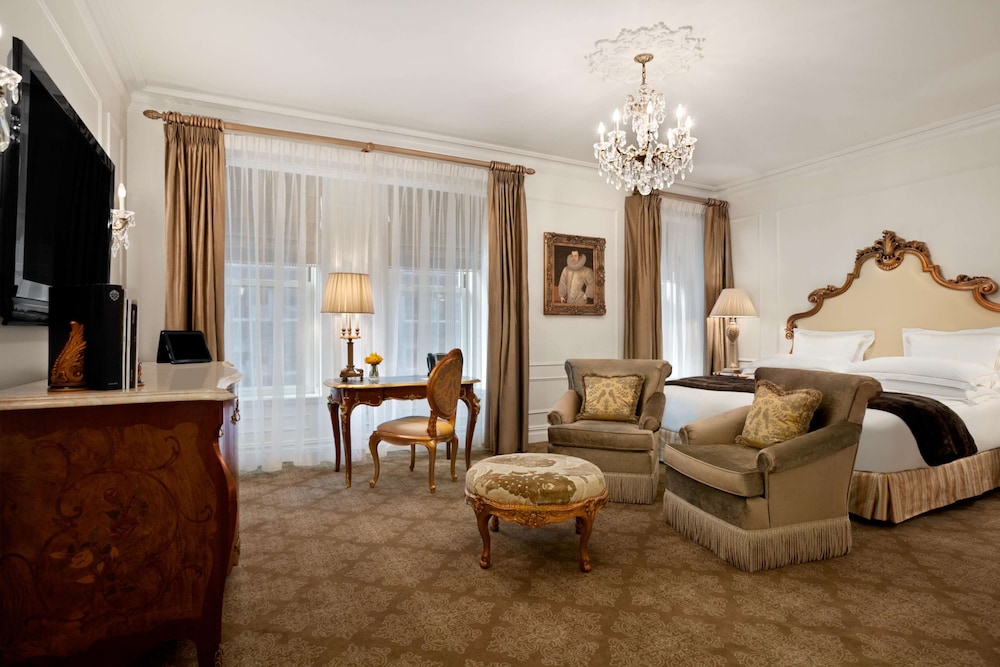 The Plaza A Fairmont Managed Hotel - photo 31