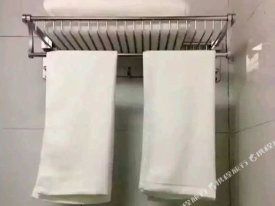 Longquan Inn in Tangdong, People's Republic of China