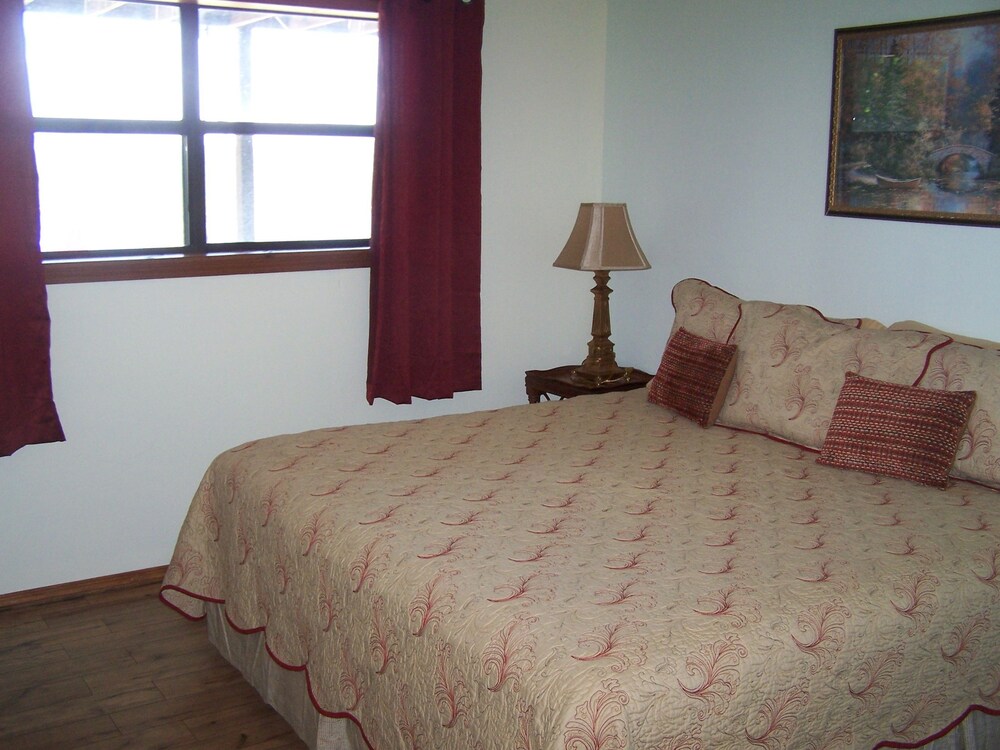 Pointe West Resort Motel - photo 6