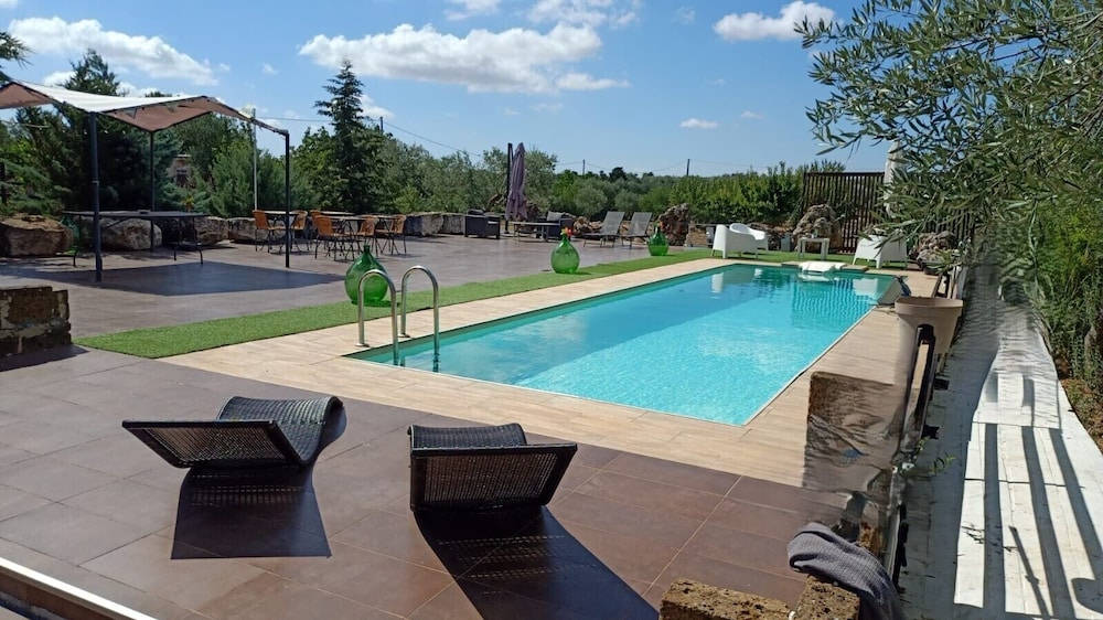 Borgo Incanto — hotel in Acquaviva Delle Fonti