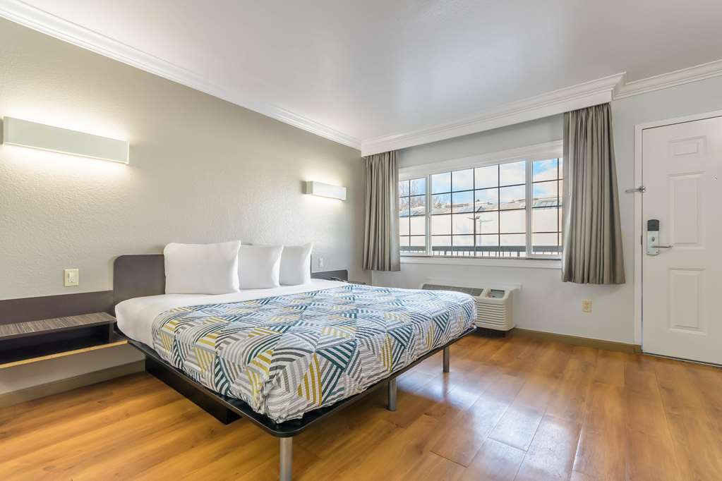 Motel 6 San Jose CA Convention Center - photo 10