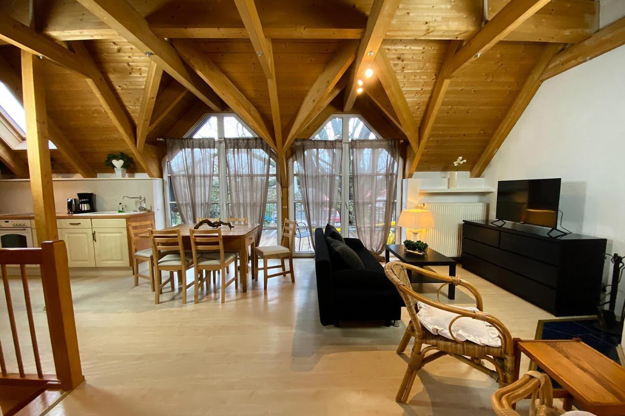 Reihenmittelhaus Mit Kamin — Burscheid