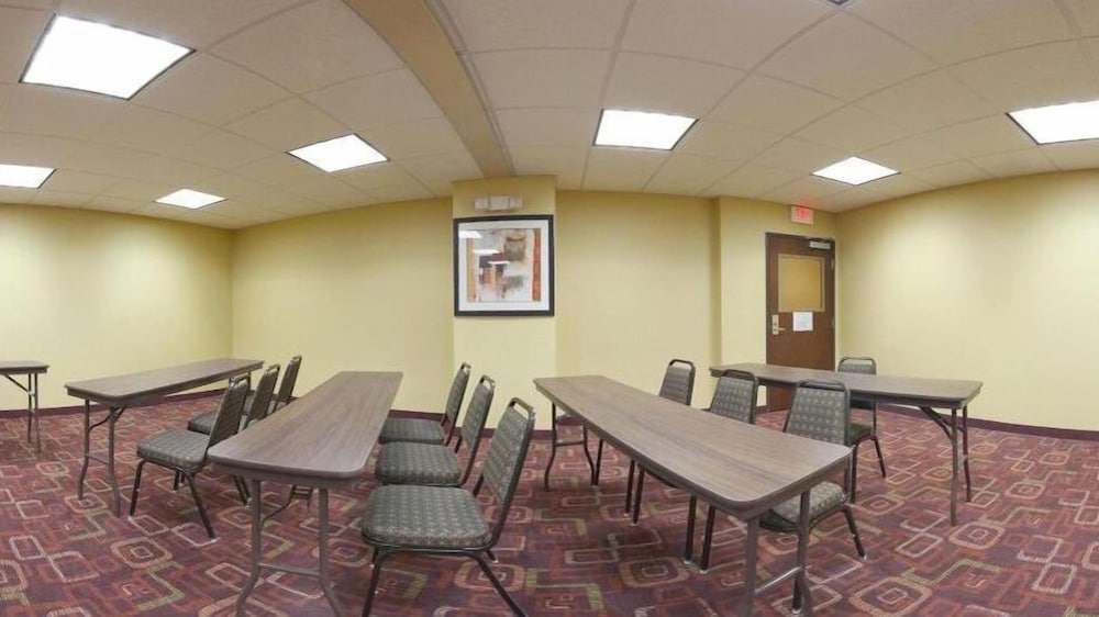 Holiday Inn Express Hotel & Suites AMITE by IHG - photo 30