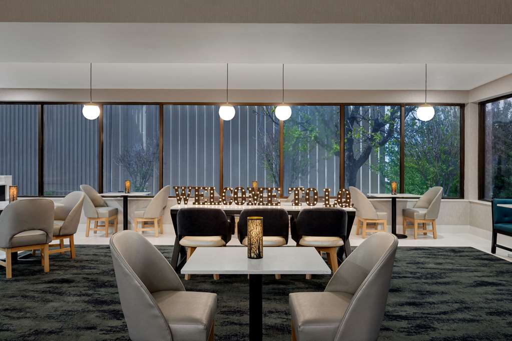 La Quinta Inn & Suites by Wyndham Dothan - photo 56