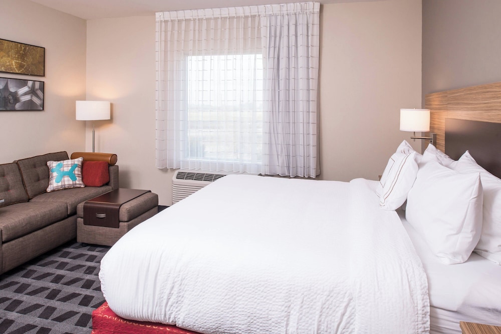 TownePlace Suites by Marriott Merced - photo 7
