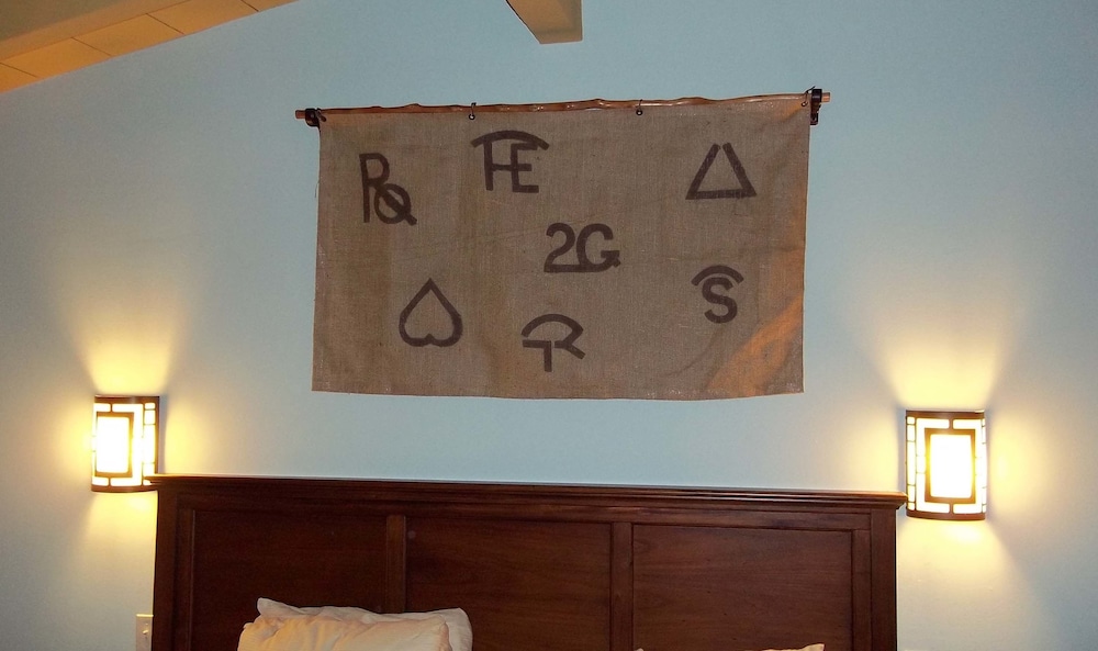 Dude Rancher Lodge - photo 5