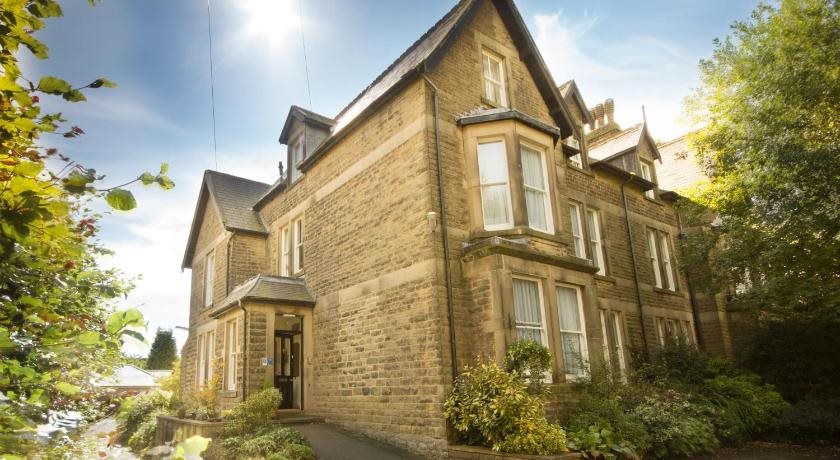 9 Green Lane Bed and Breakfast — 4-Star Luxury Hotel in Buxton, United Kingdom