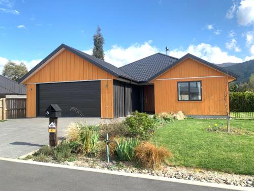 6 Dumblane Way in Unknown City, New Zealand