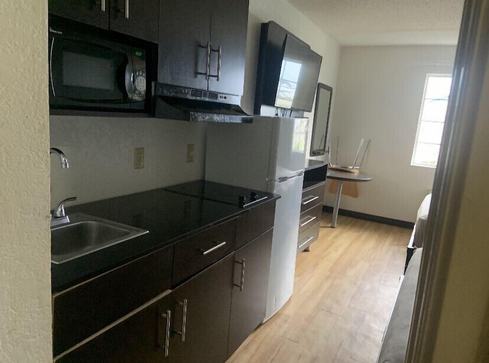 Extended Stay Pensacola - photo 10