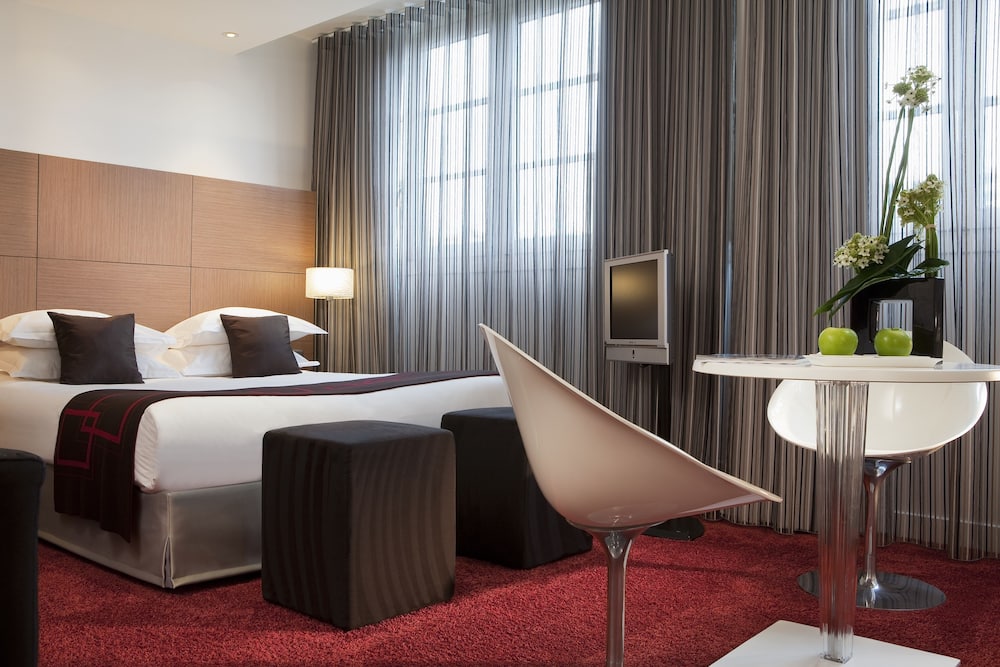 Villathena - last minute hotel in Paris