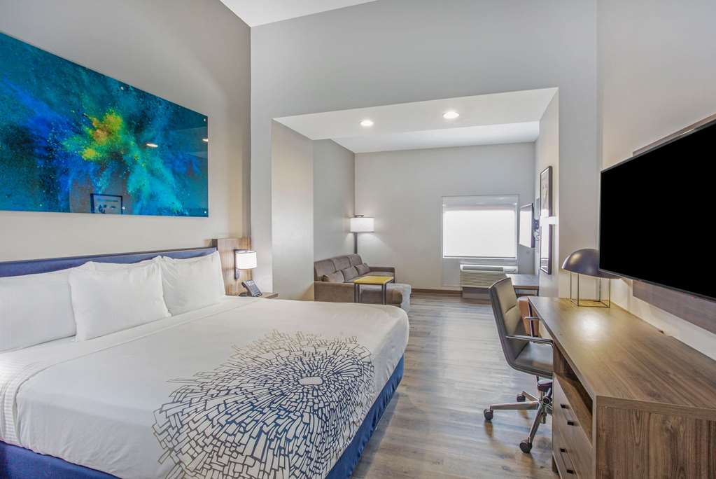 La Quinta Inn & Suites by Wyndham Miramar Beach Destin - photo 14
