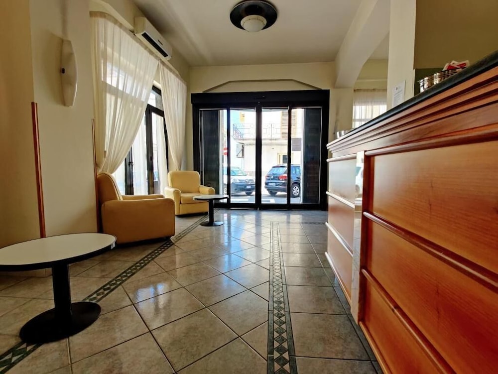 Albergo delle Rose — hotel in Bagnara Calabra