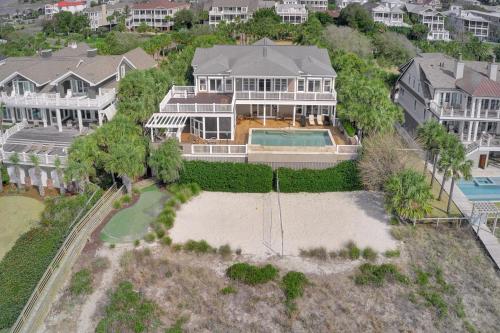 114 Ocean Boulevard by AvantStay Beachfront Putting Green Volleyball Court Infinity Pool — hotel in Sullivans Island