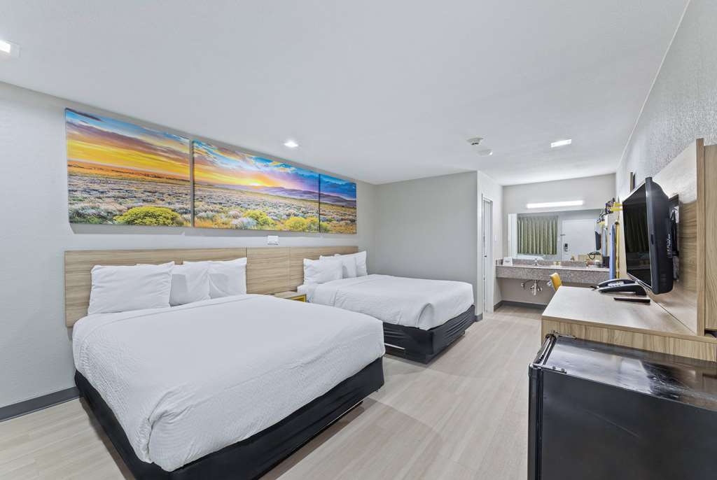Days Inn by Wyndham McKinney - photo 22