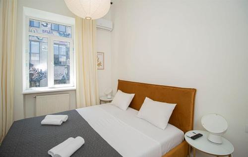 Chic 3BR Apt Near Fabrika By Wehost