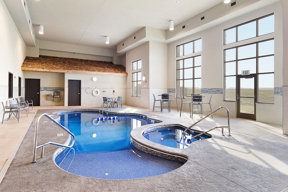 ClubHouse Hotel & Suites Rapid City - featured photo