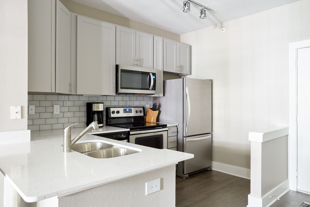 Sonder East Eleventh - photo 24