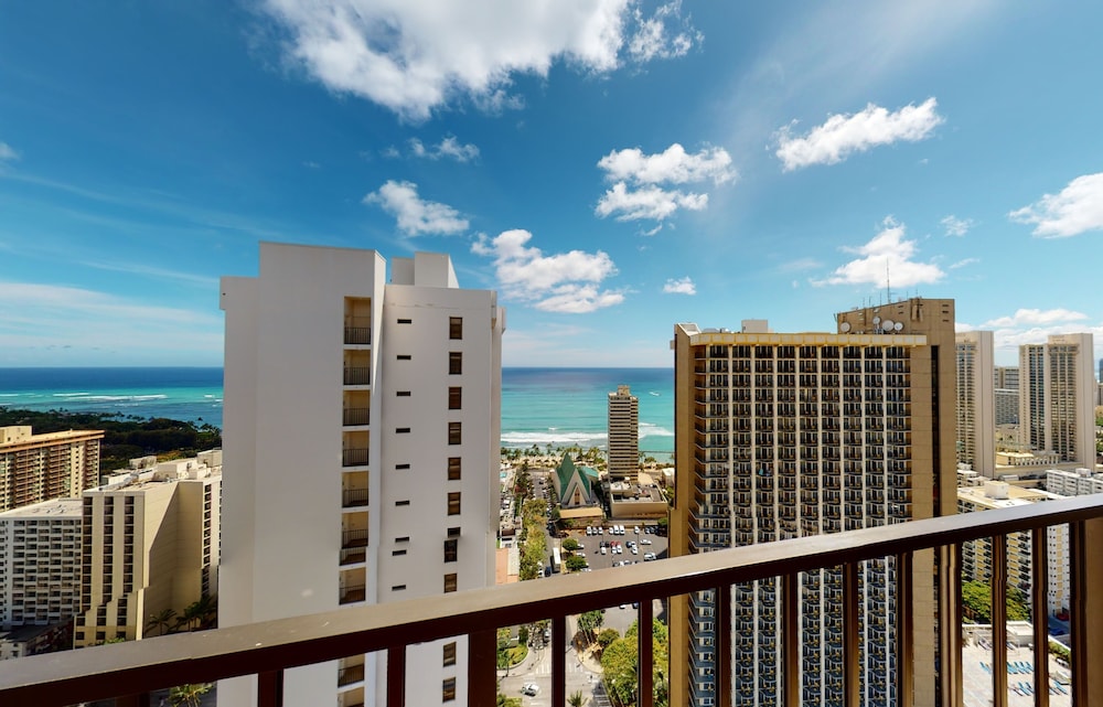 Waikiki Banyan Condo Located One Block From Waikiki Beach by Koko Resort Vacation Rentals - photo 172