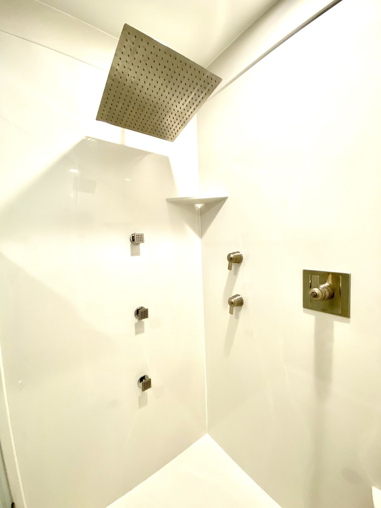 The Raspberry Garden Luxury Hotel & Suites - photo 94