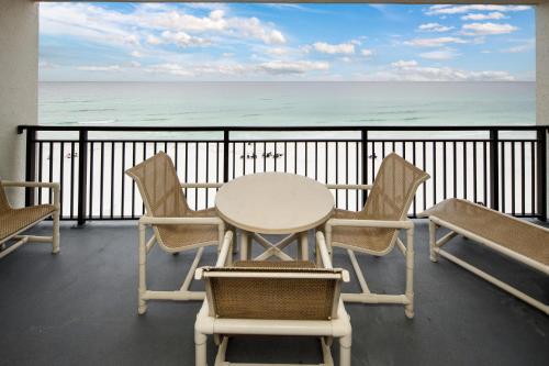 Nautilus 1603 Gulf Front 2 BR 2 BA 6th Floor — 4-Star Luxury Hotel in Fort Walton Beach, United States