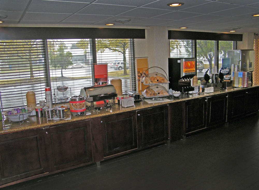 Hampton Inn Norfolk Chesapeake - photo 27