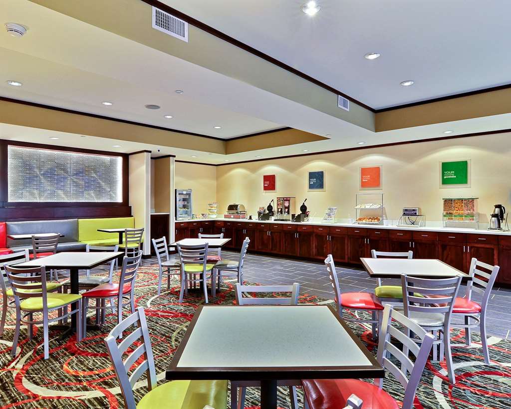 Comfort Suites Uniontown - photo 32