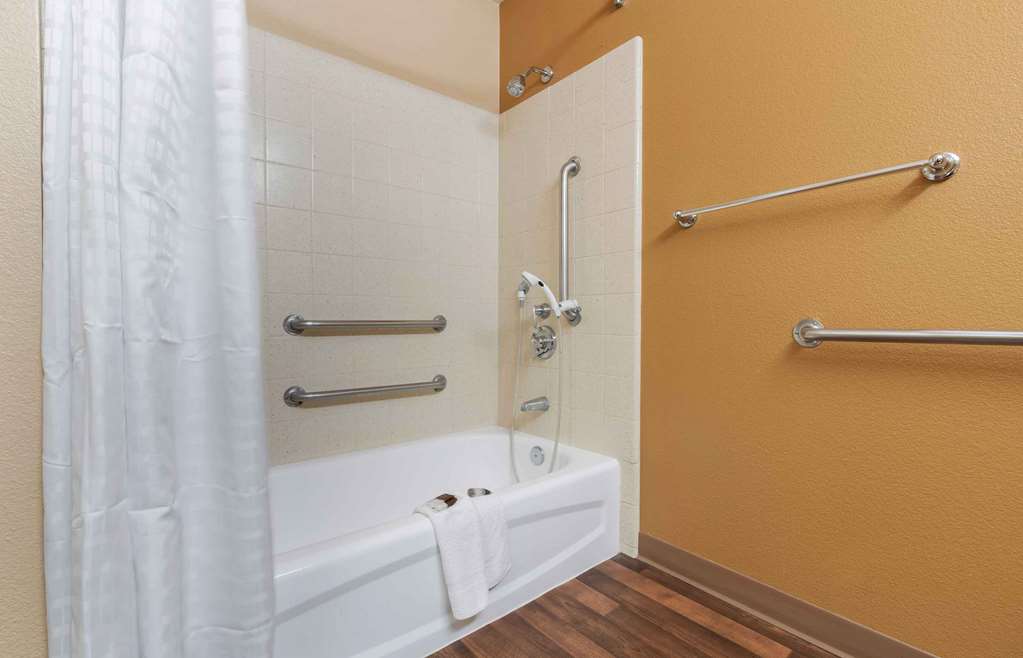 Extended Stay America Suites Sacramento South Natomas - photo 37