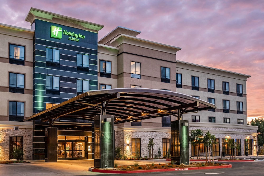 Holiday Inn & Suites Silicon Valley Milpitas by IHG in Milpitas, United States