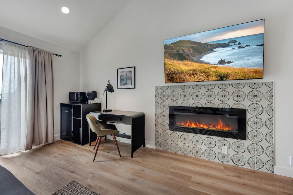 Bodega Coast Inn and Suites - photo 34